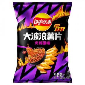 Lay's Potato Chips Wave Cut - Spicy Chicken Noodle Flavour 70g